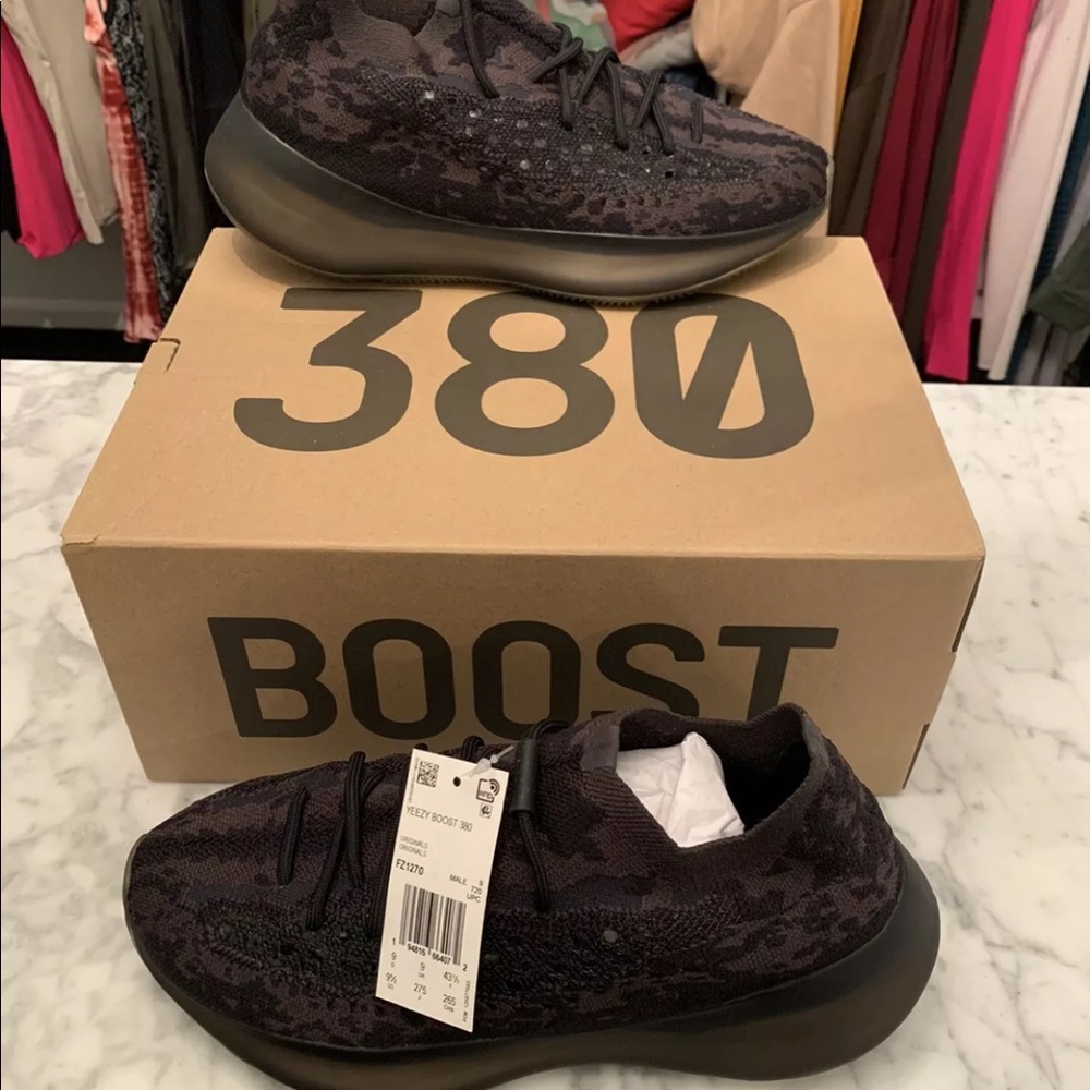 Authentic YEZZY